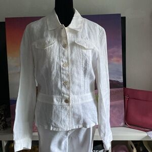NWT Brand New white Land’s End Light Jacket.